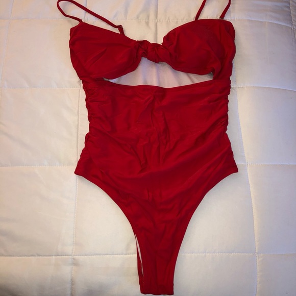 Swim Suit - Picture 5 of 7